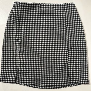 Eyeshadow Plaid Mini Zip Up Pencil Skirt